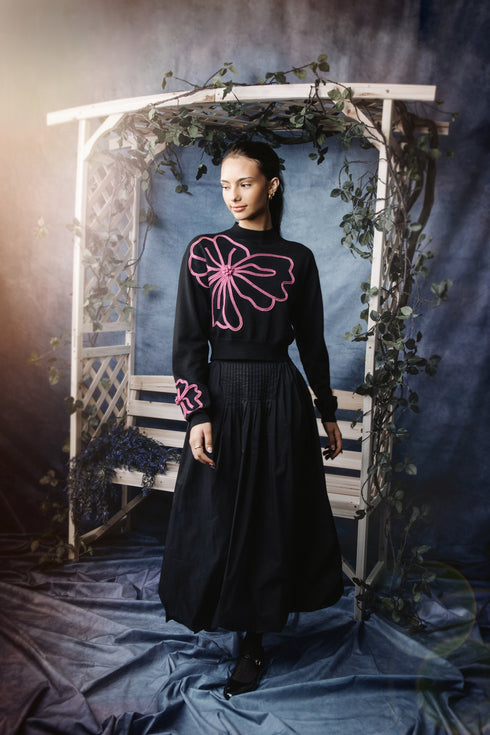 HEV Cable Embroidered Flower Knit