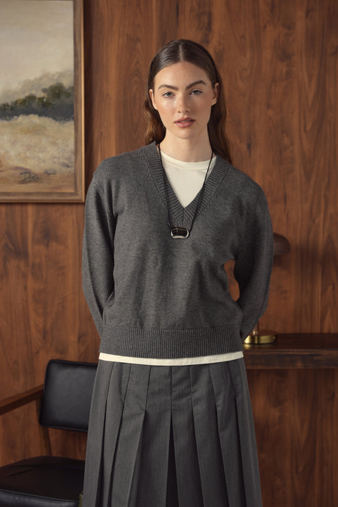 Point Short Pleated Skirt in Dark Charcoal