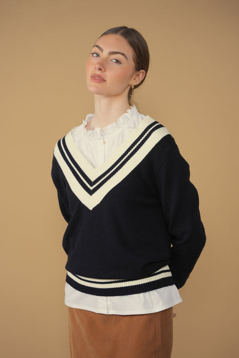 Point Preppy V-Neck Sweater in Navy & Cream
