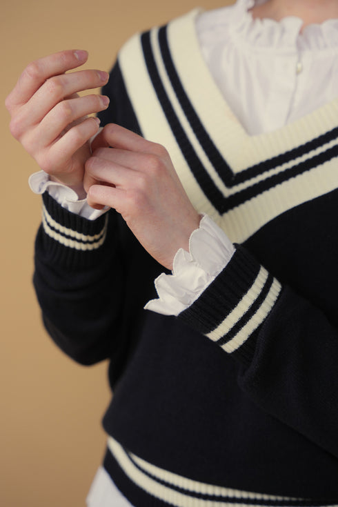 Point Preppy V-Neck Sweater in Navy & Cream