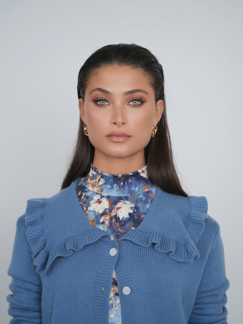 Point Fine Knit Ruffle Cardi in Retro Blue