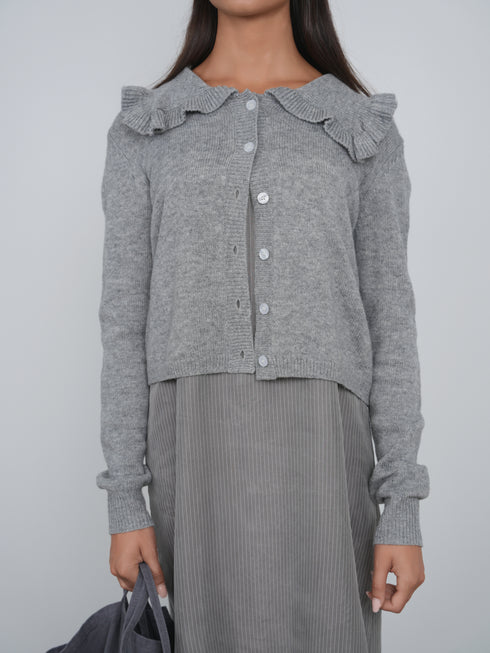 Point Fine Knit Ruffle Cardi in Heather Grey