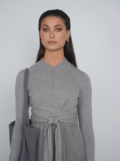 Point Mandarin Wrap Top in Grey
