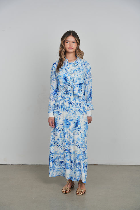 Point Georgette Blouse in Blue Portofino Print