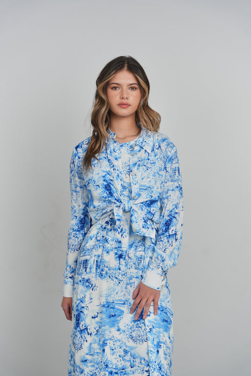 Point Georgette Blouse in Blue Portofino Print