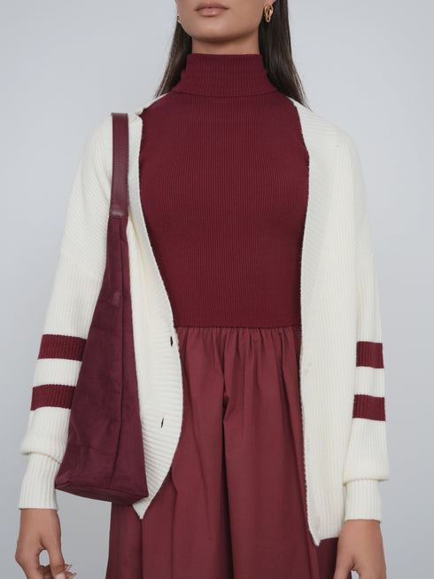 Point Oversized Sweater in Cream & Syrah